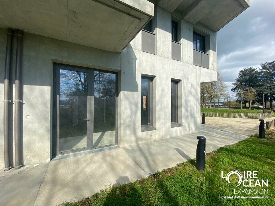 Vente local commercial 103.44 m² non divisibles