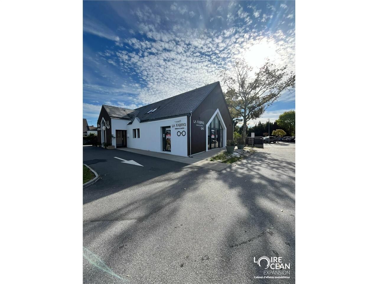 Location local commercial 56 m² non divisibles