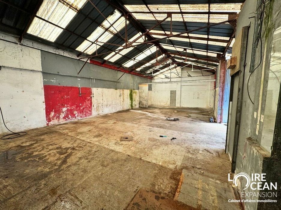 Vente local commercial 308 m² non divisibles