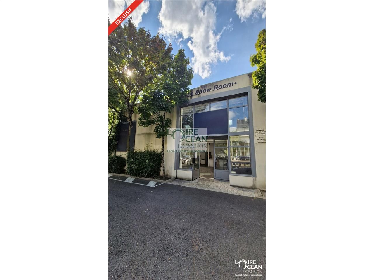 Location local commercial 317 m² non divisibles