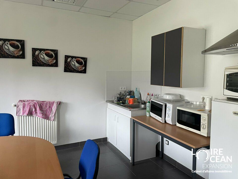 À louer – Ensemble de bureaux à Vallet 