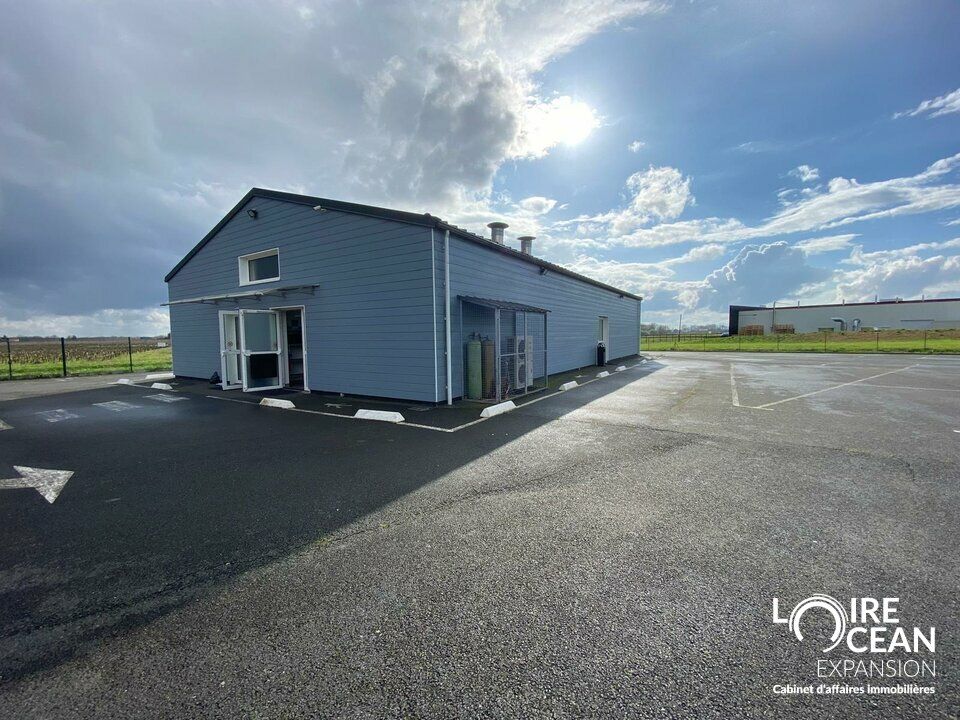 Vente local d''activites 287 m² non divisibles