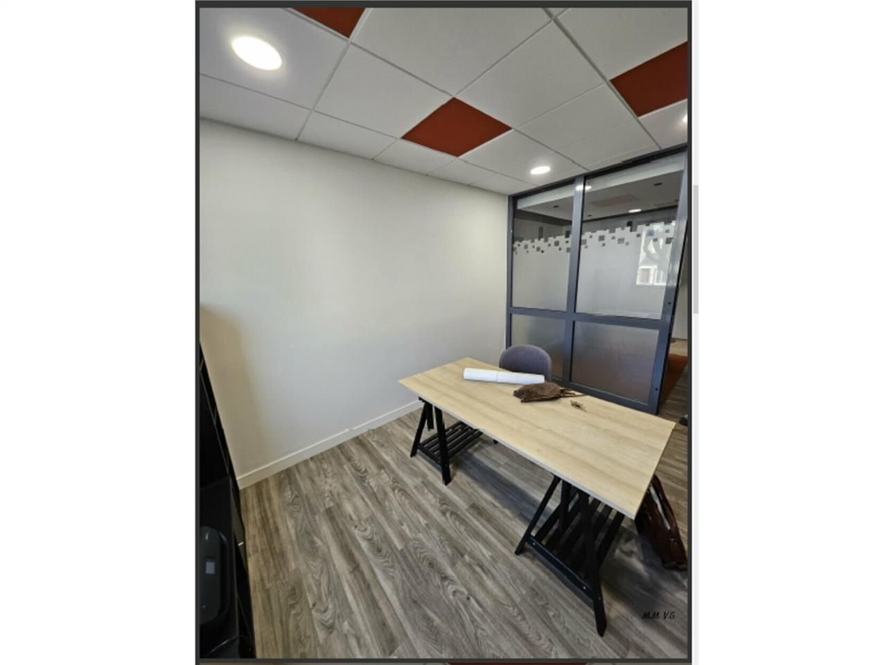 Location bureaux 30 m² non divisibles