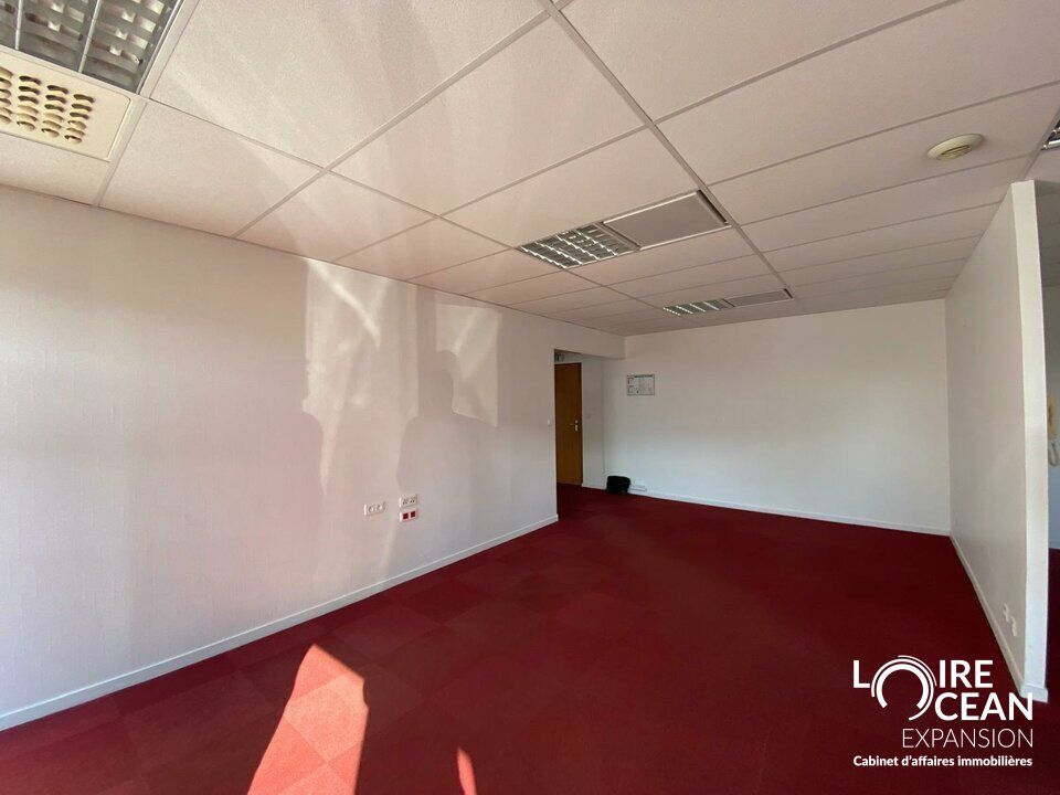 Location bureaux 171 m² non divisibles