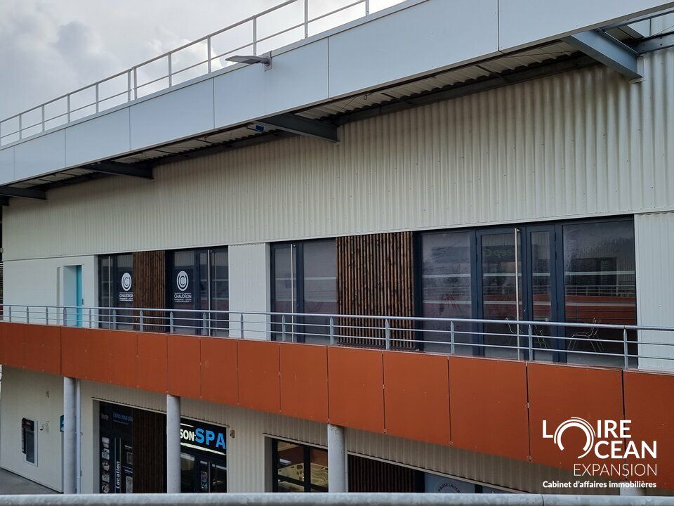 Vente local commercial 257 m² non divisibles