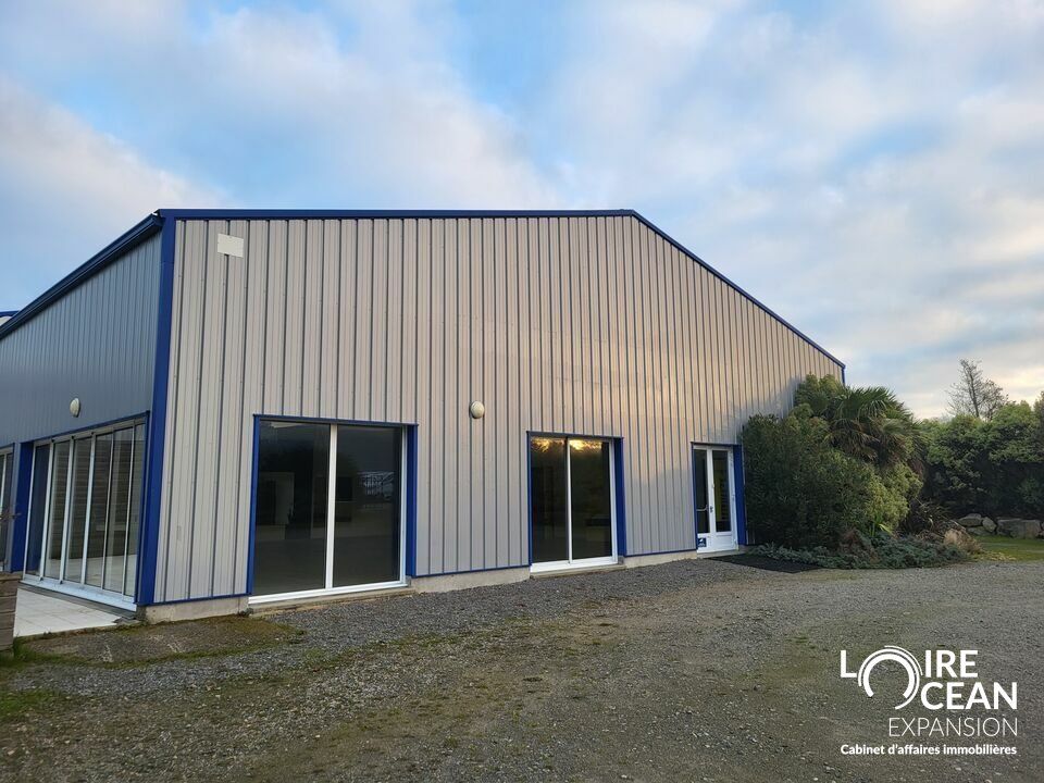 Vente local d''activites 220 m² non divisibles