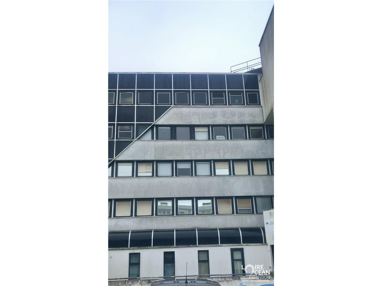Location bureaux 161 m² non divisibles