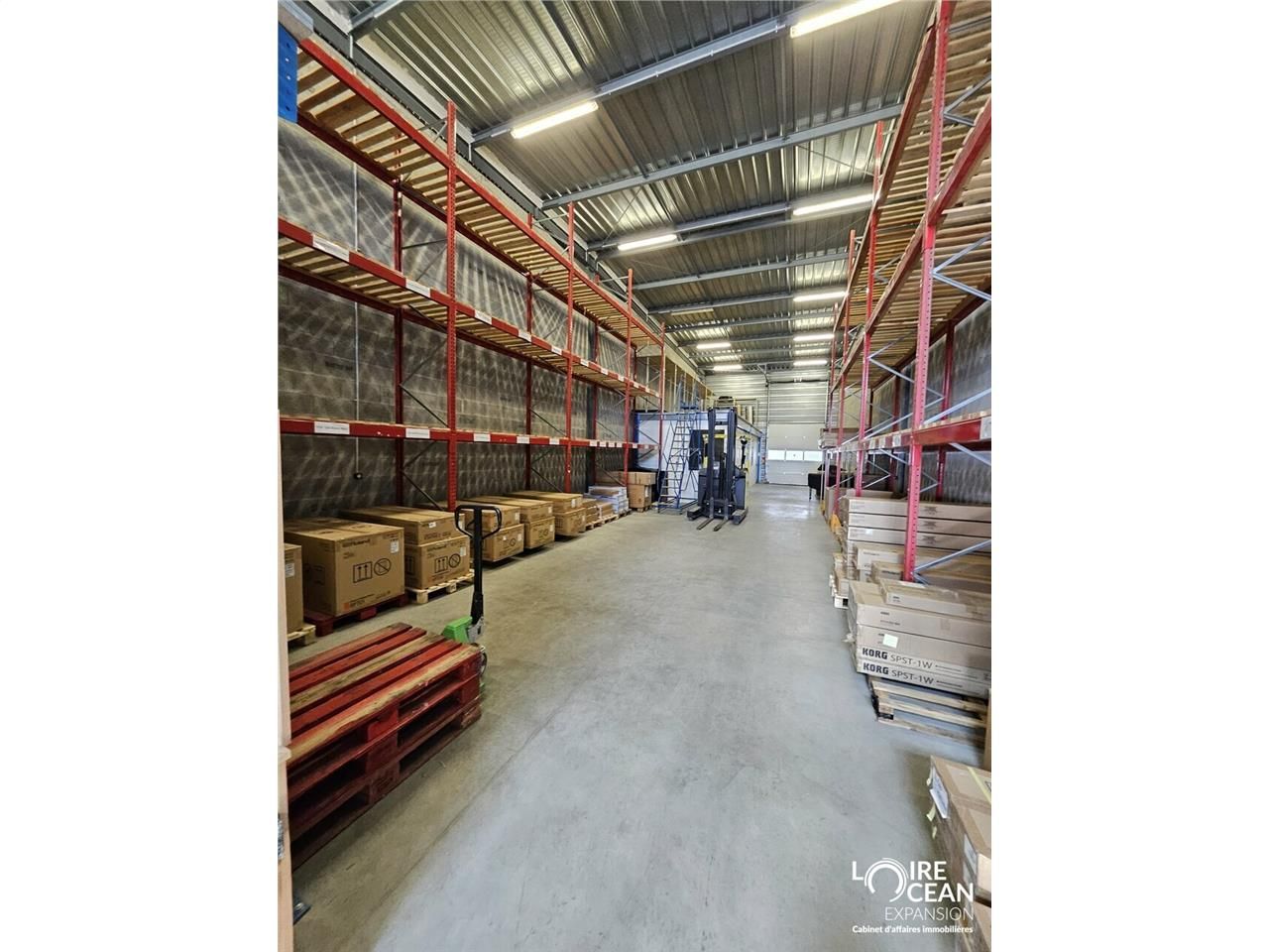 Location local d''activites 290 m² non divisibles