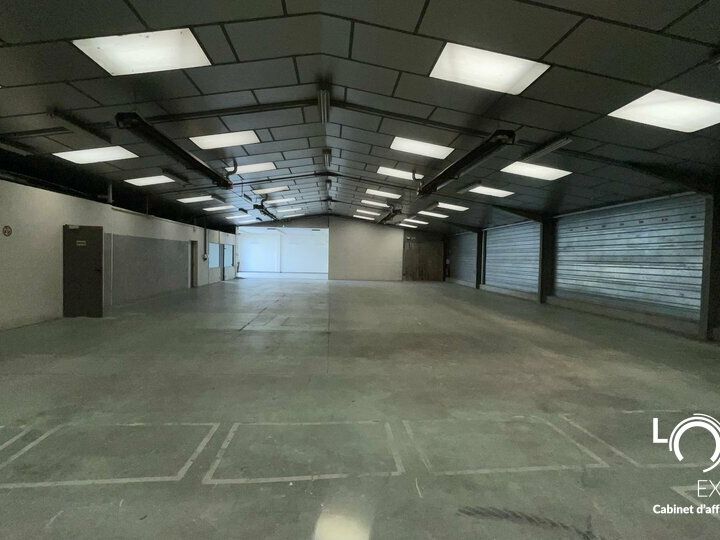 LOCATION – Bâtiment d'activités indépendant de 850 m² – Orvault