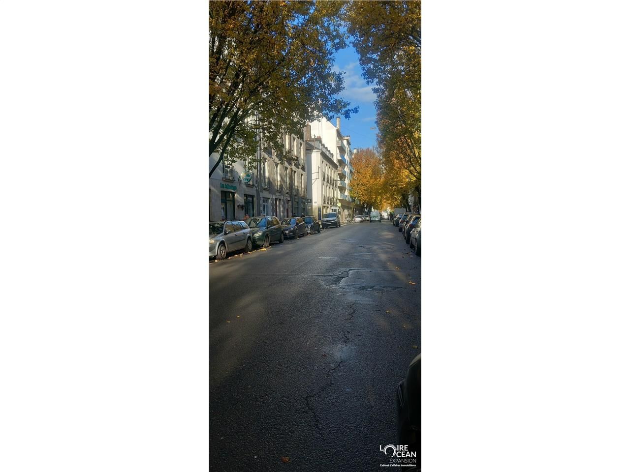 Location local commercial - 56 m²