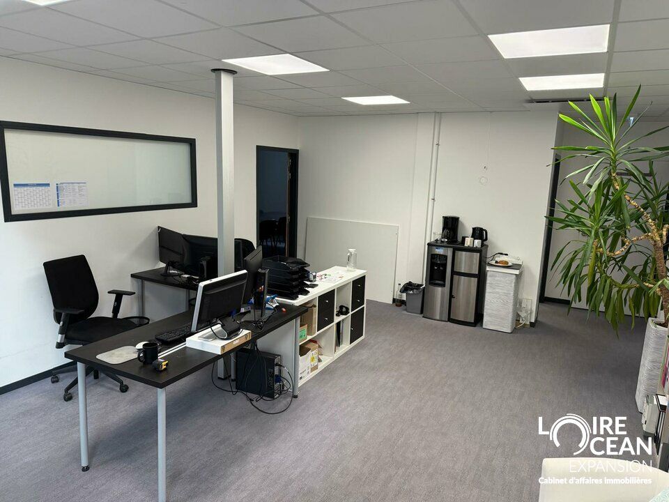 Location bureaux 103 m² non divisibles