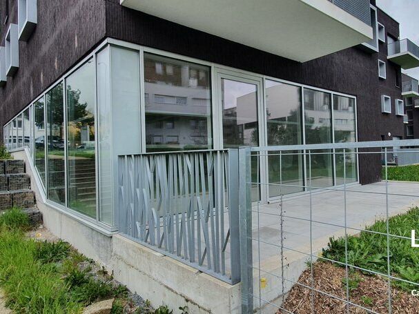  MURS COMMERCIAUX QUARTIER PROCE/ DERVALIERES