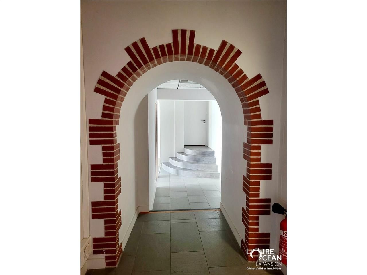LOCAL COMMERCIAL/BUREAUX PORNIC CENTRE A VENDRE ET A LOUER !