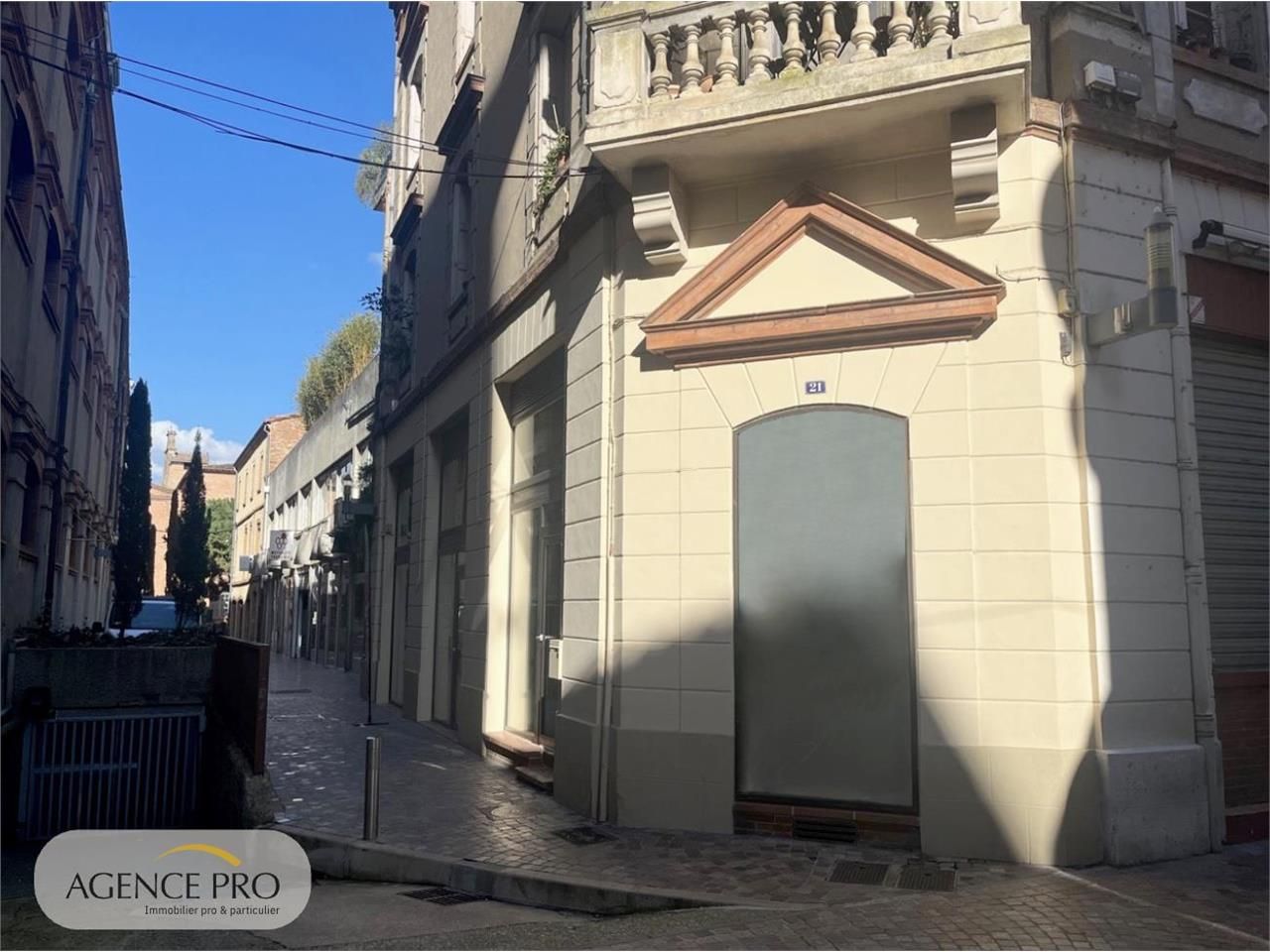 Location local commercial 110 m² à Montauban