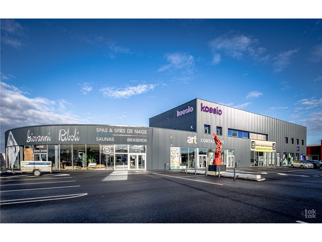 Location local commercial 500 m² à Montauban