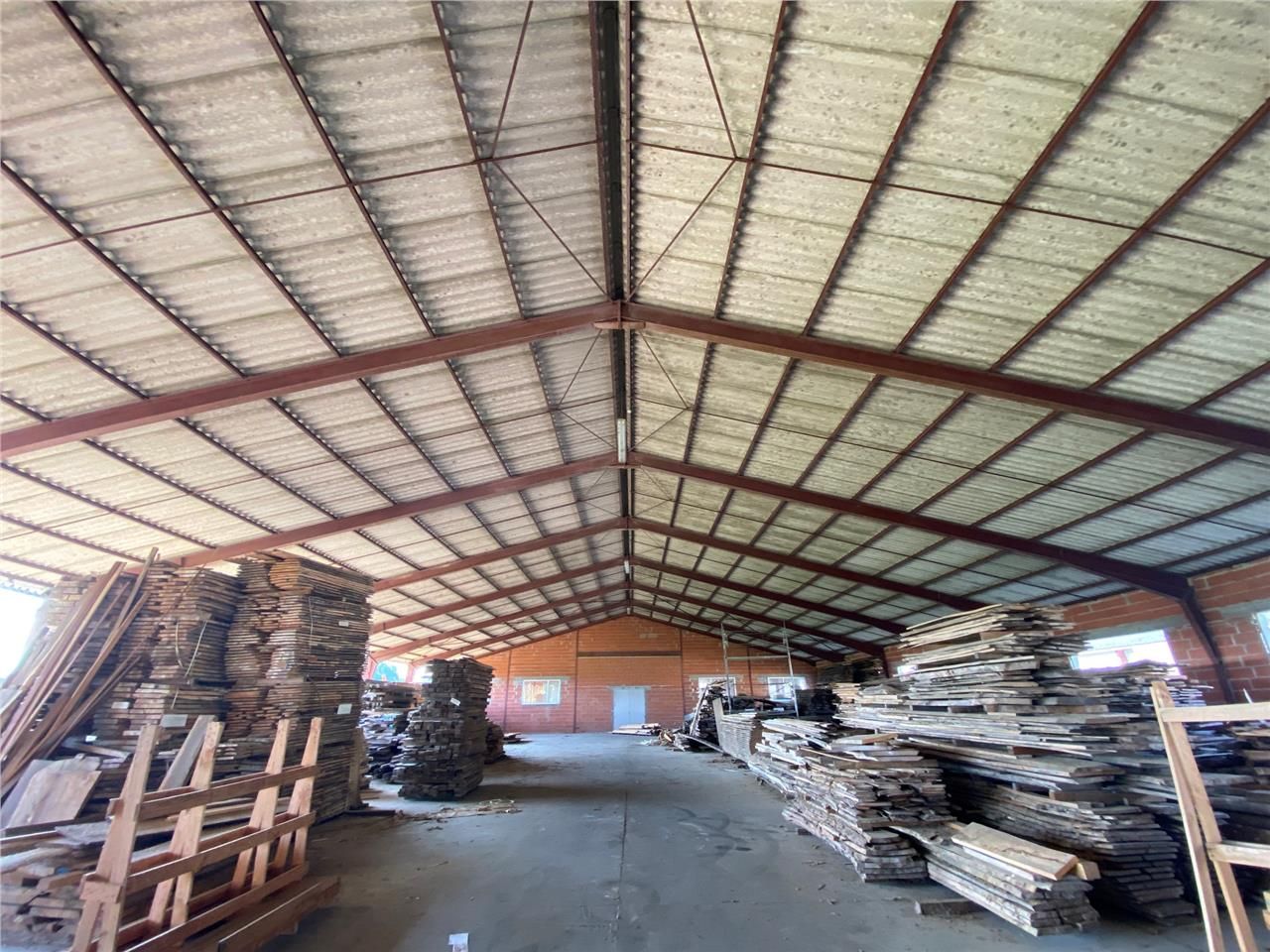 2116 m² dispo à Cayrac
