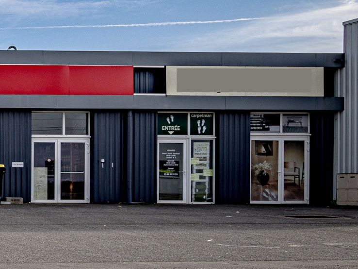 Location local commercial 140 m² à Montauban