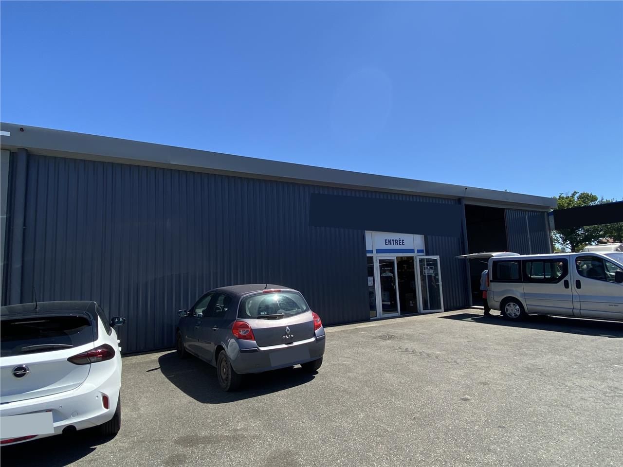 Location local 420 m² à Montauban