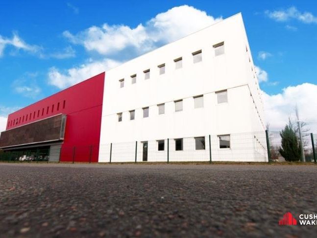 Location bureaux 3070 m² divisibles à partir de 1200 m²