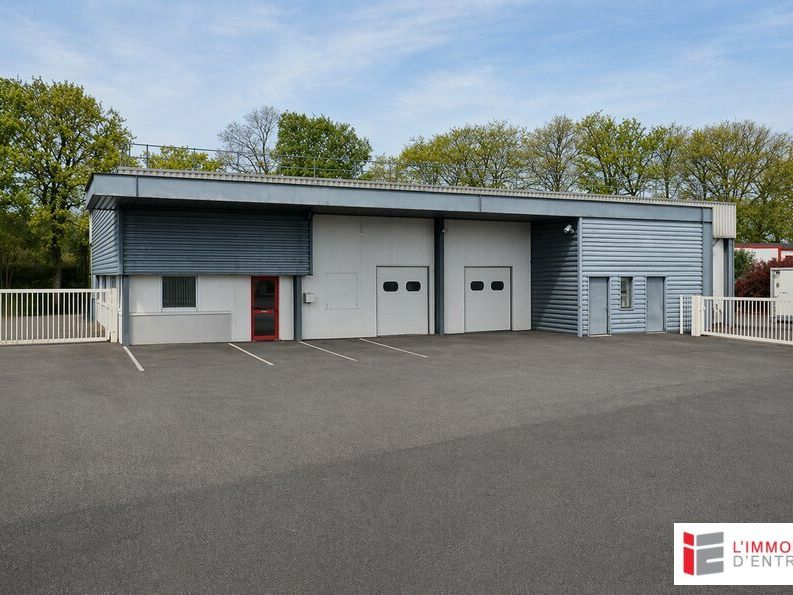 Location local d''activites 524 m² non divisibles