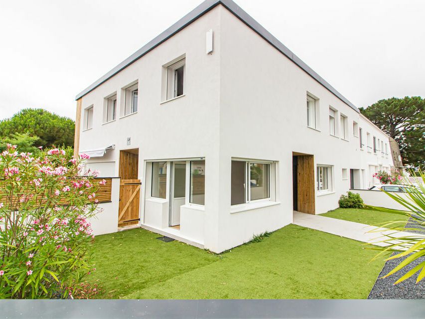 Location local professionnel 62 m² non divisibles