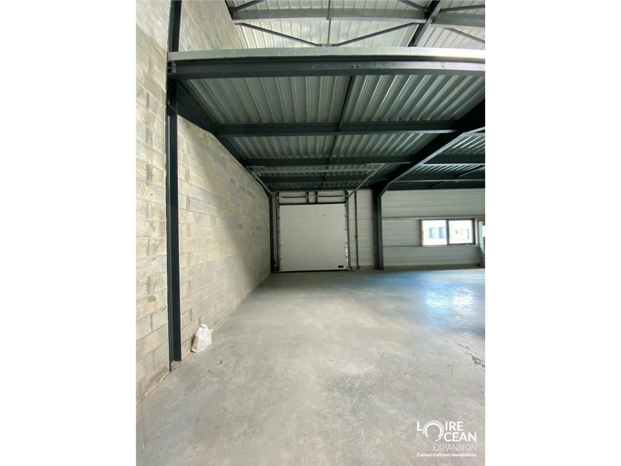 A LOUER LOCAL D'ACTIVITE