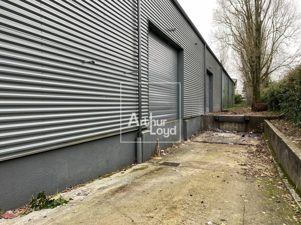 MORANGIS BATIMENT INDEPENDANT A VENDRE