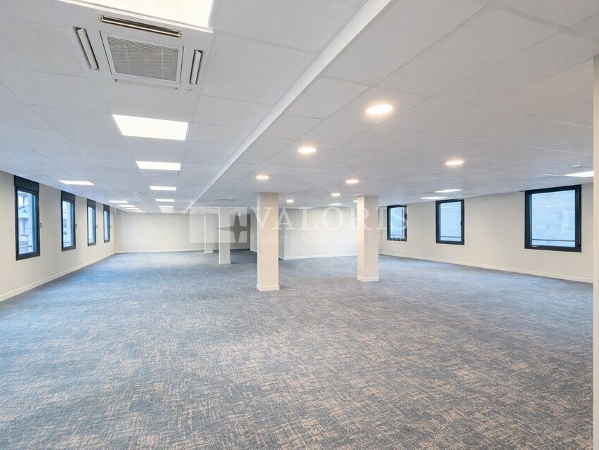 Location bureaux 305 m² non divisibles