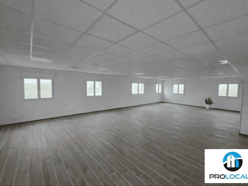 Location bureaux 102 m² non divisibles