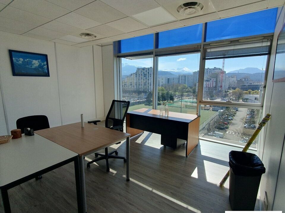Location bureaux 313 m² divisibles à partir de 125 m²