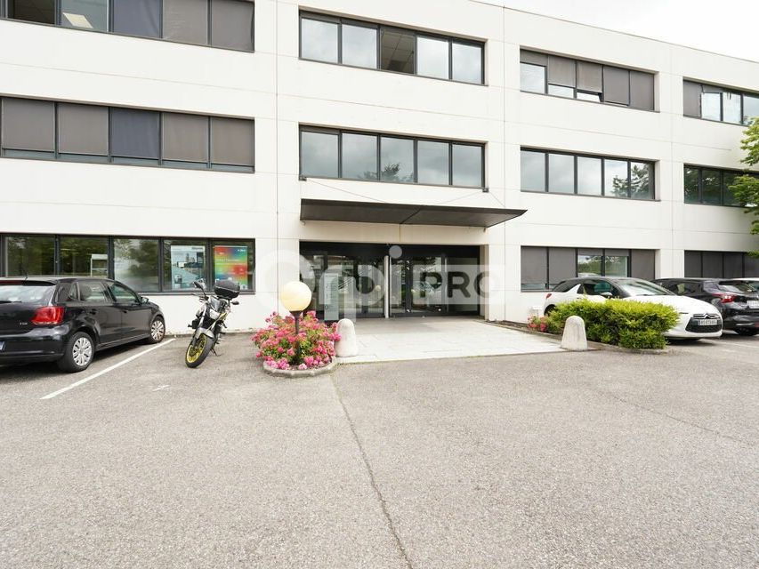 BUREAUX A LOUER - 163 m² - BRON