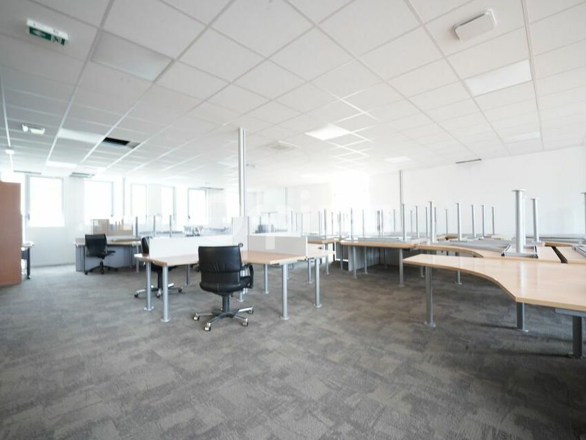 Location bureaux 260 m² non divisibles
