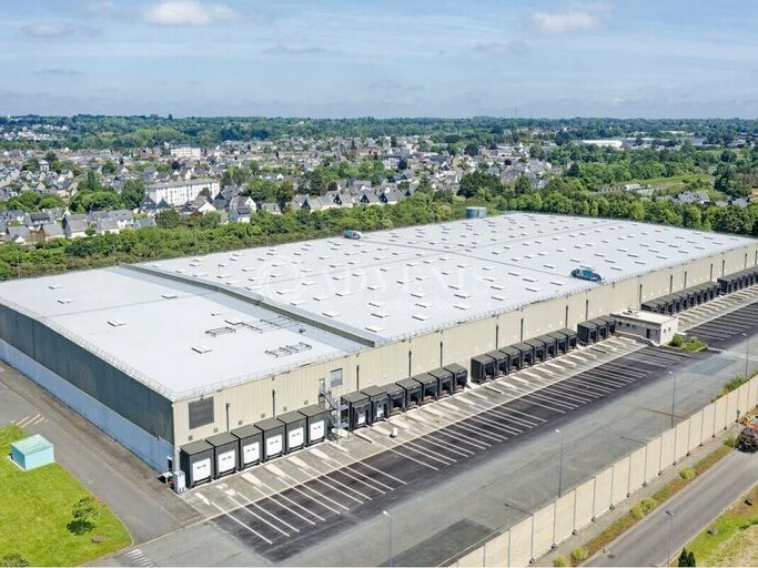 Vente entrepot 23494 m² non divisibles