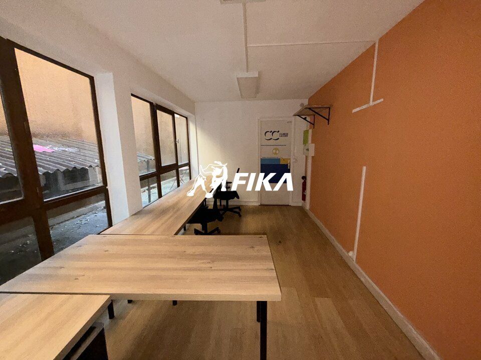 Vente bureaux 150 m² non divisibles