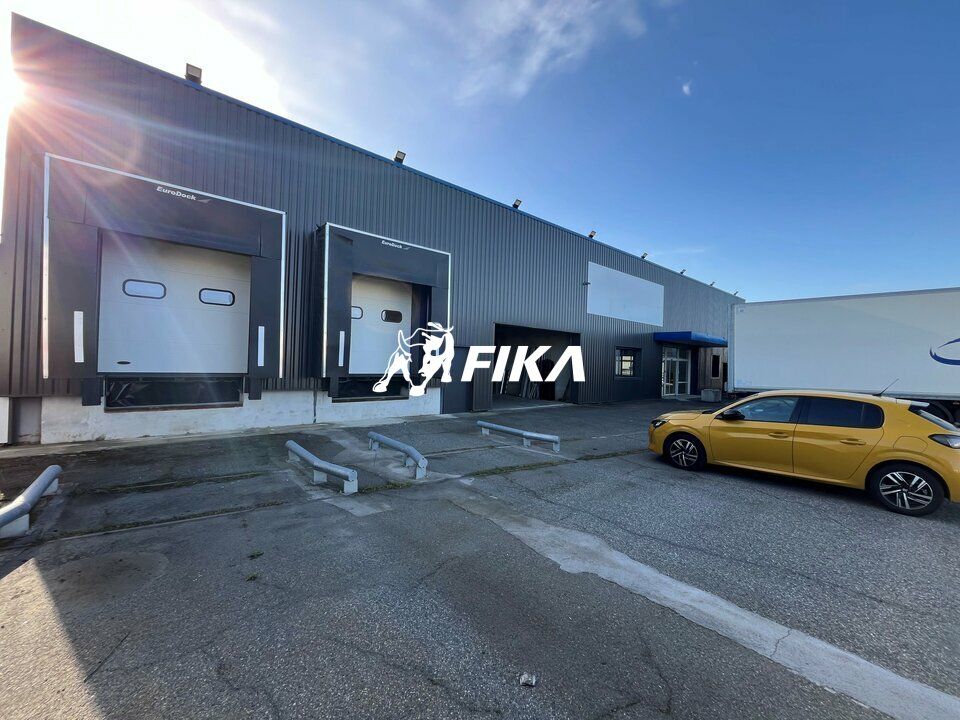 Location local d''activites 1784 m² non divisibles