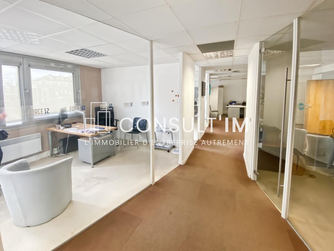 Location bureaux 135 m² non divisibles
