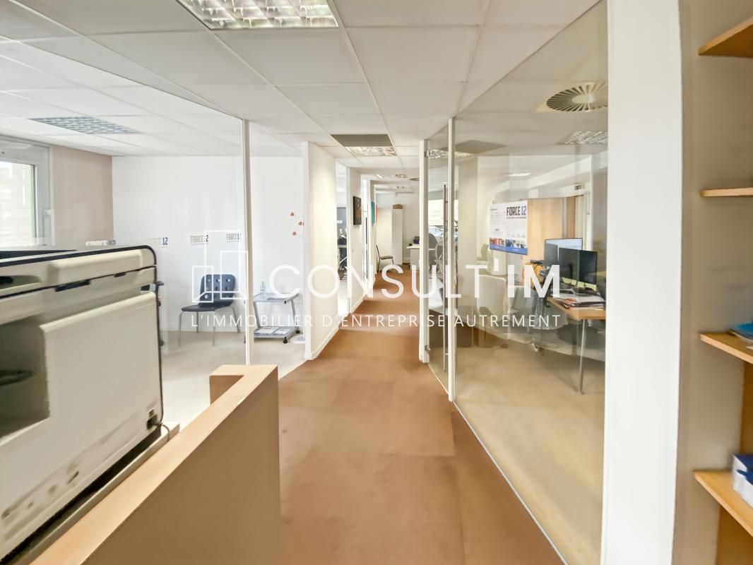 Location bureaux 135 m² non divisibles