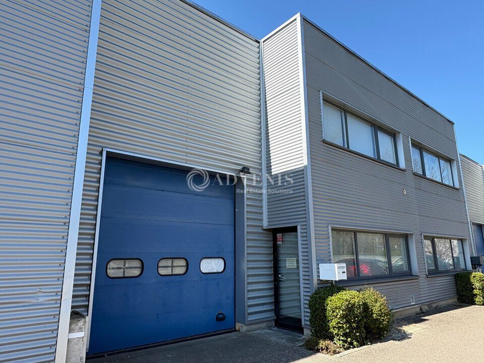 Location local d''activites 165 m² non divisibles