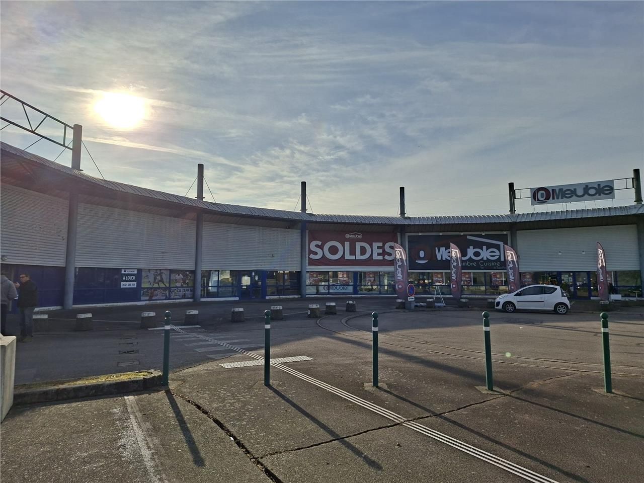 Location local commercial 571 m² à Sainte-Marguerite