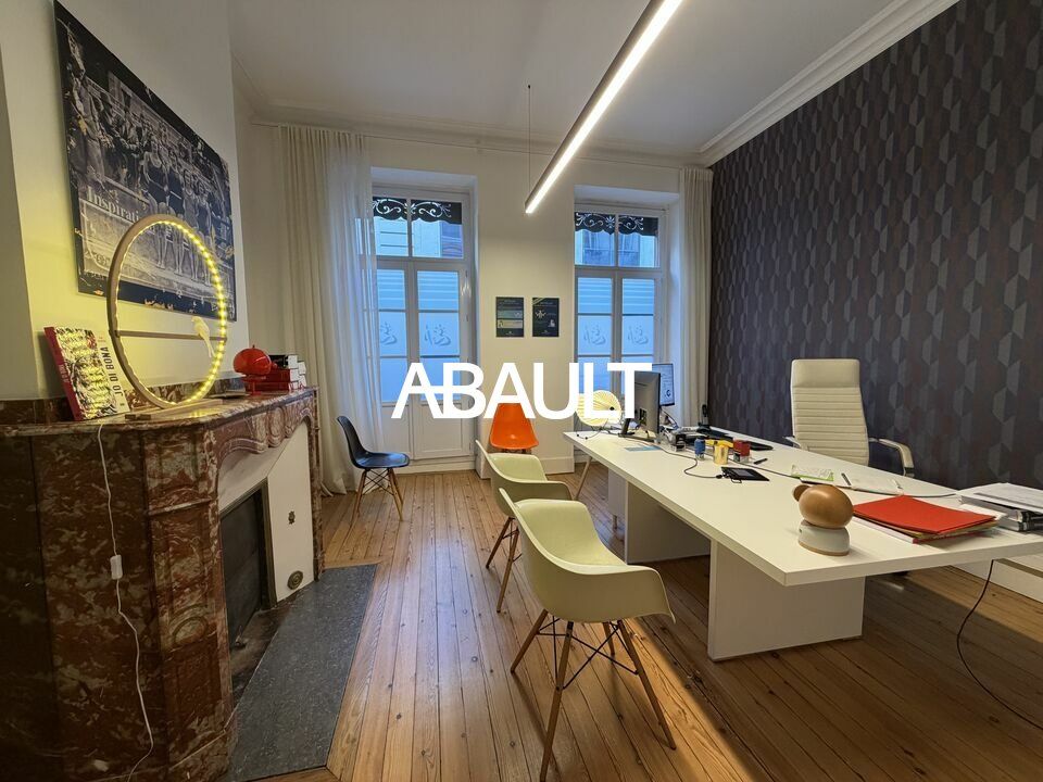 A LOUER BUREAUX TOULOUSE HYPERCENTRE RUE RIVALS D'ENVIRON 144 M2 PROCHE VICTOR HUGO ALSACE LORRAINE