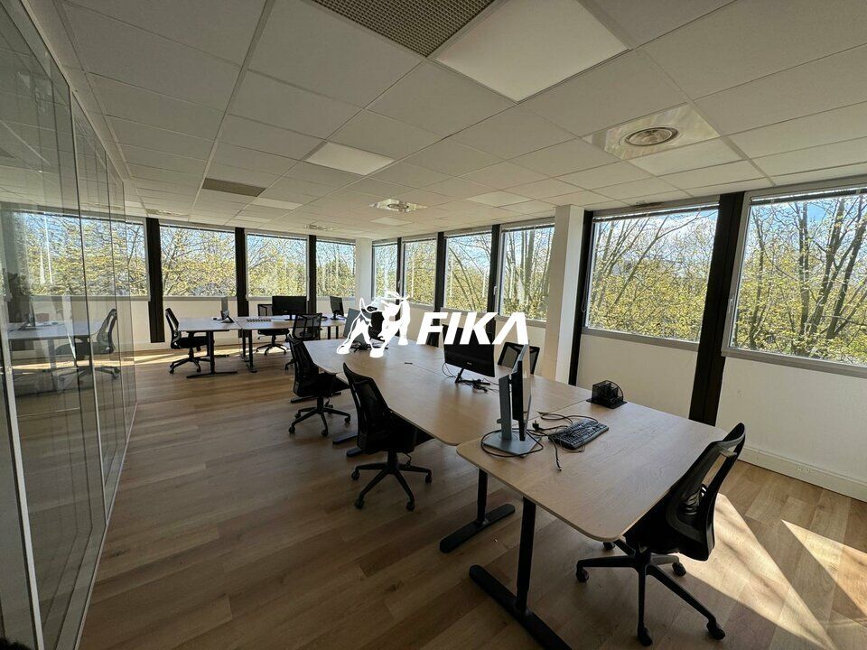 A VENDRE BUREAUX 194m² (31670) LABEGE