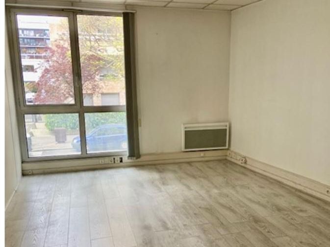 Location bureaux 37 m² non divisibles