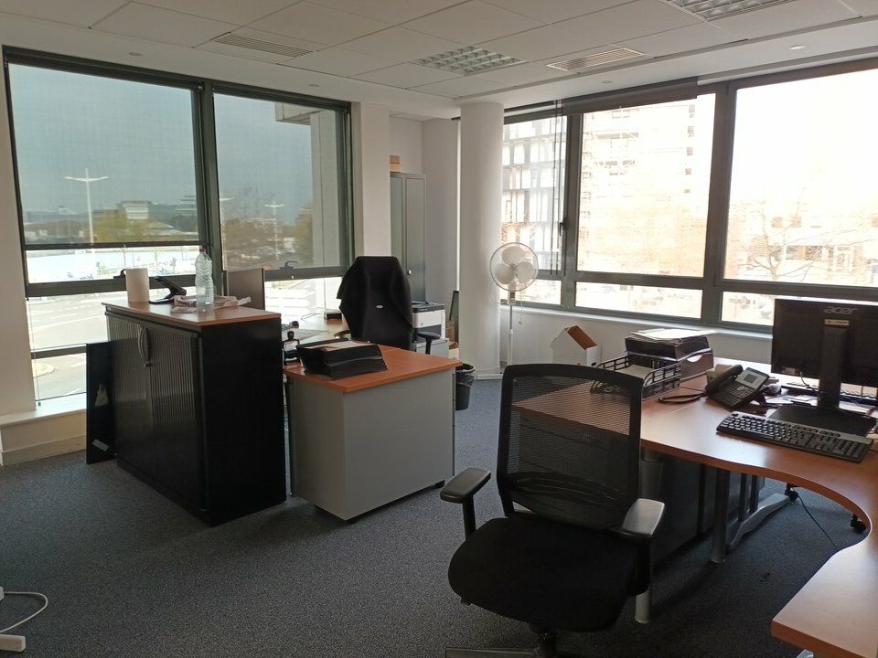 Location bureaux 420 m² non divisibles
