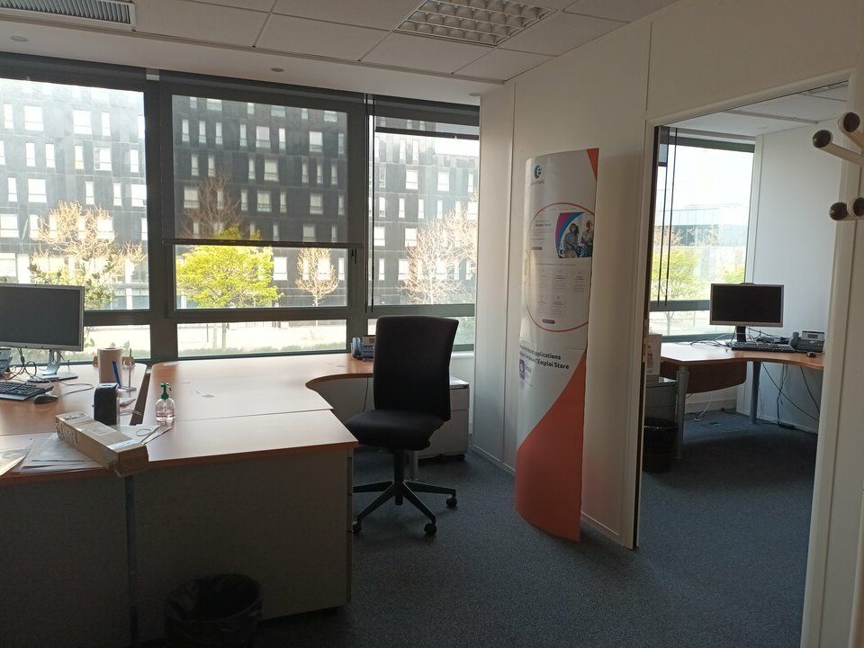 Bureaux de grand standing à proximité de la gare et du centre-ville.