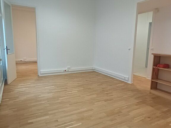 Location bureaux 144 m² non divisibles
