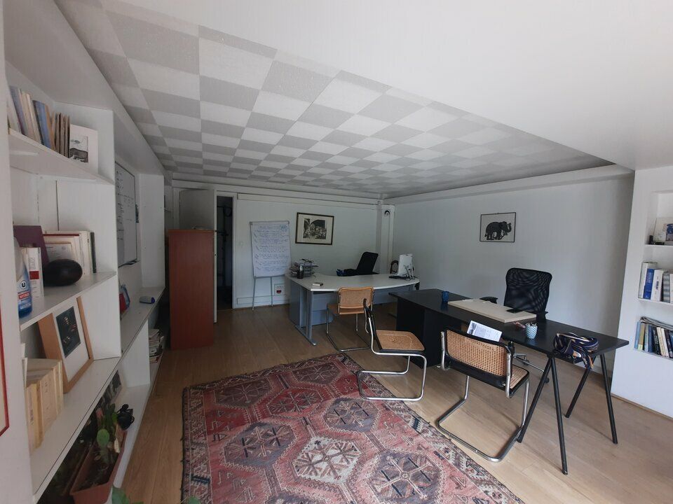2x Grands bureaux calmes / stationnement inclus 