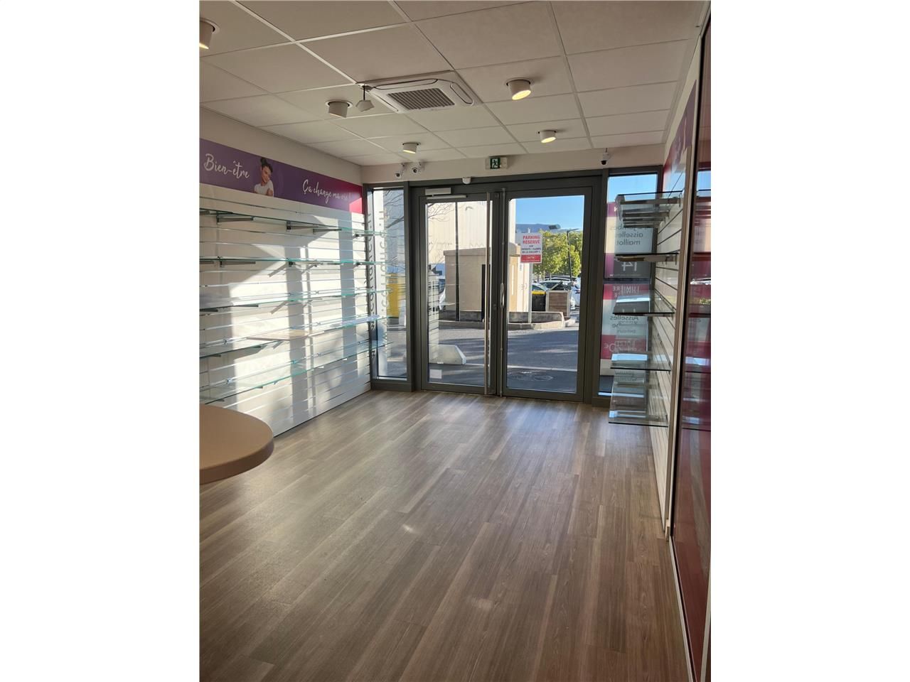 120 m² dispo à Roquebrune-sur-argens