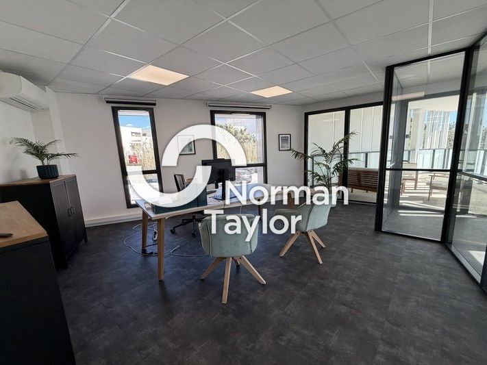 Location bureaux 97 m² non divisibles