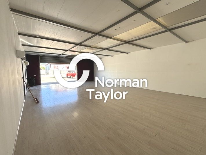 Location local d''activites 125 m² non divisibles