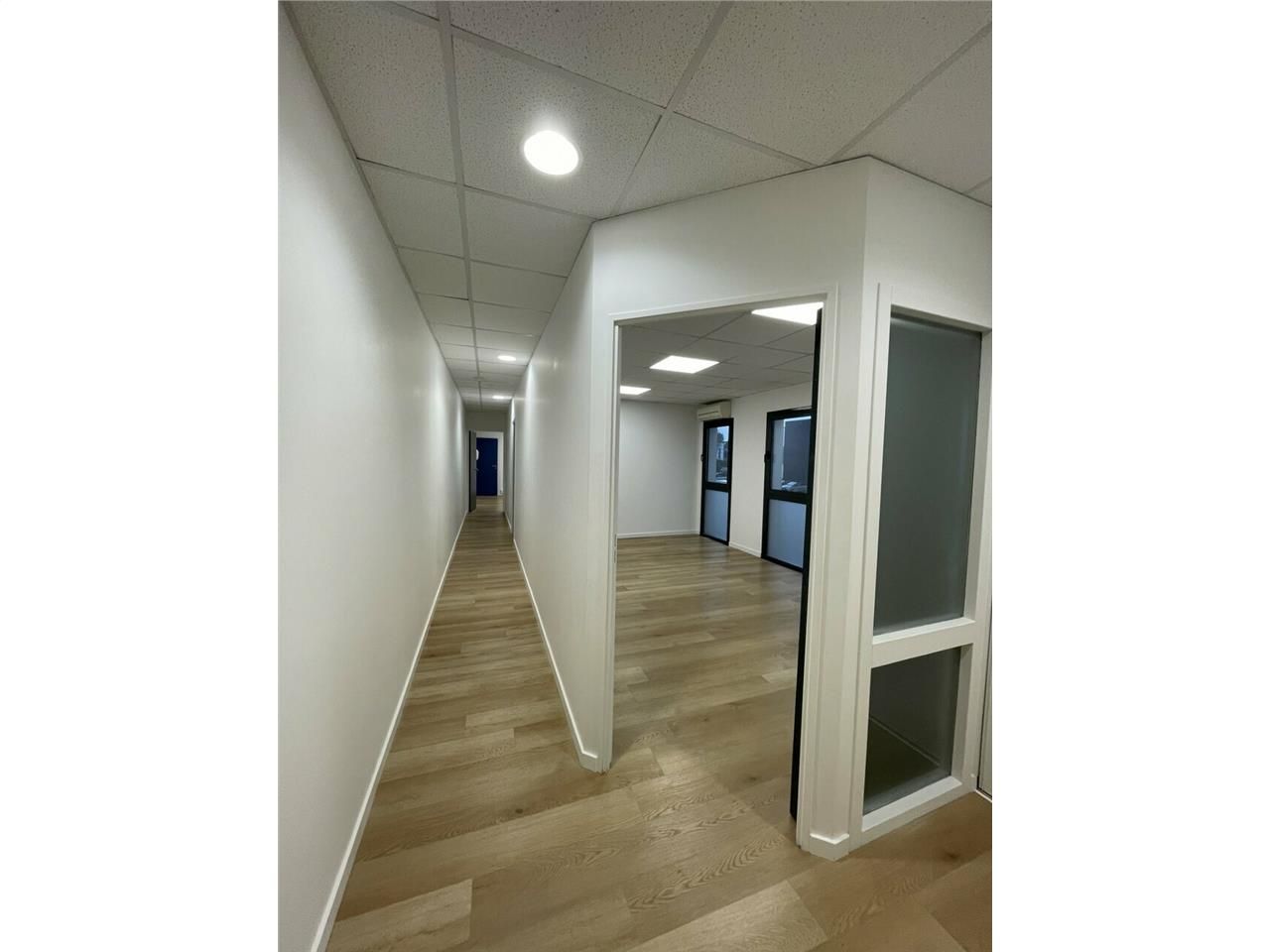 Location bureaux 63 m² non divisibles